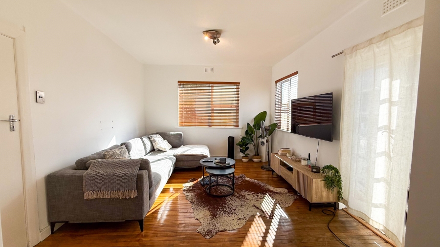 To Let 1 Bedroom Property for Rent in Vredehoek Western Cape